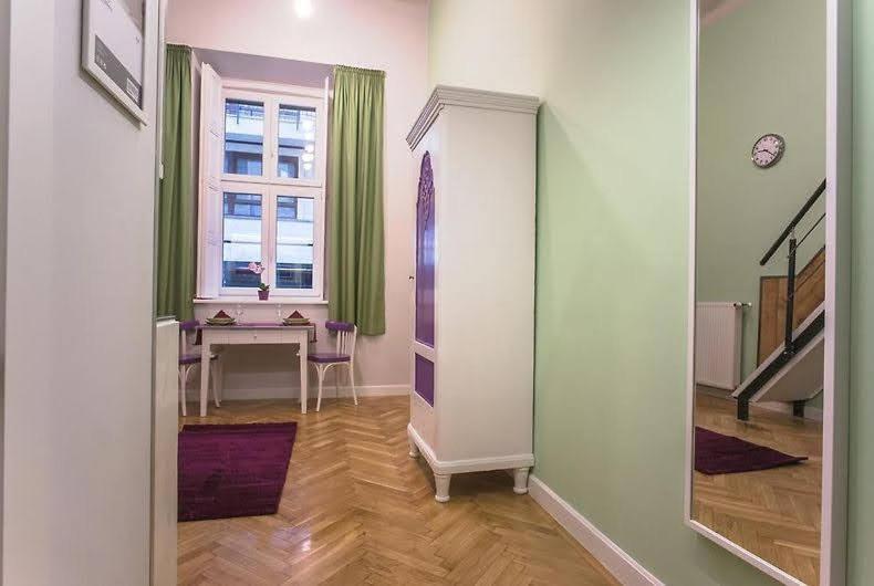 Economy Hollo Apartment Budapest